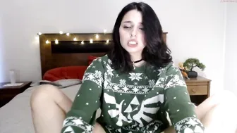 remina__ impressive young lady puts on beautiful boobs