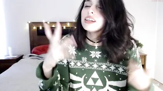 remina__ cute milf fucks shaved cunt