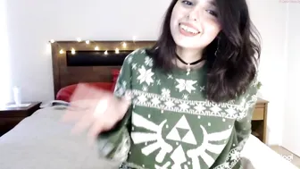 remina__ cute milf fucks shaved cunt