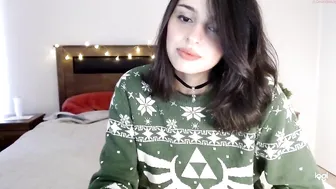 remina__ cute milf fucks shaved cunt