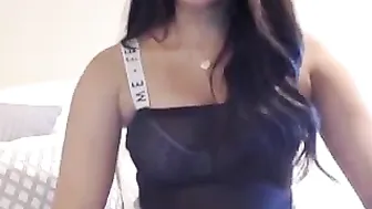 queenemi tearing her tender pussy