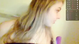 louisajean crazy slut shows off saggy tits