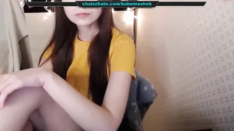 babemashek in just one bra found her long friend and immediately decided to use it.