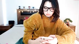 remina__ Stunning brunette