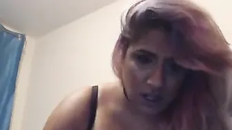 preetione adorable chick pulls the vagina with fingers
