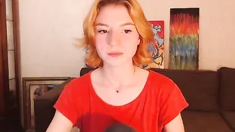 alicebreeze extravagant babe blissfully bangs holes