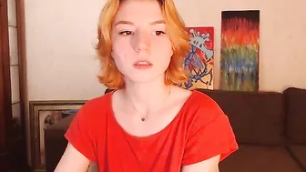 alicebreeze extravagant babe blissfully bangs holes