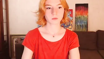 alicebreeze extravagant babe blissfully bangs holes