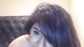 preetione sexy slut shows big tits