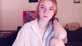 alicebreeze matchless chick spins elastic booty