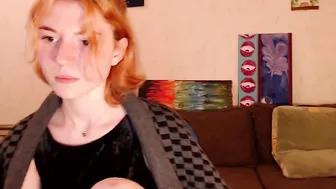 alicebreeze black-haired nymph pulls pussy