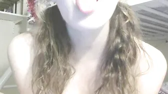 YaGirlDubs hot chick twirls big booty