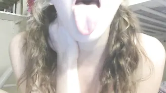 YaGirlDubs hot chick twirls big booty