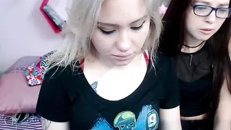 sweet_sugar Sexy babe fucks pussy