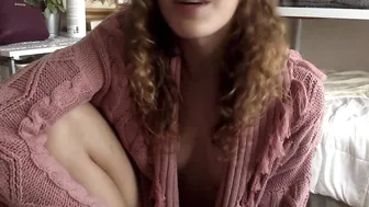 YaGirlDubs crazy harlot riding dildo