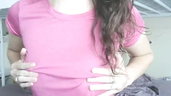 YaGirlDubs blonde plays with sex toy