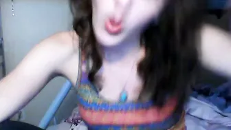 YaGirlDubs cumming heavily