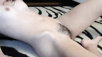 YaGirlDubs cums from masturbation in front of the camera