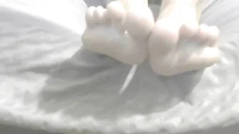 YaGirlDubs amazing bitch fucks juicy holes