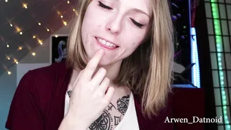 Arwen Datnoid Openwork confused