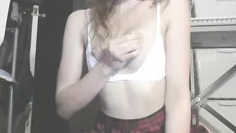 YaGirlDubs luxurious blonde straddled sex toy