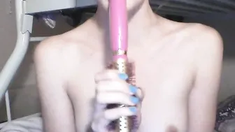 YaGirlDubs impressive babe fucks anus