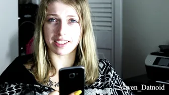 Arwen Datnoid home masturbation