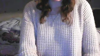 YaGirlDubs charming babe masturbates shaved vagina