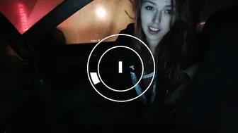 Arwen Datnoid sexy chick masturbates shaved pussy