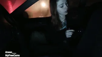 Arwen Datnoid sexy chick masturbates shaved pussy