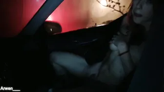 Arwen Datnoid sexy chick masturbates shaved pussy