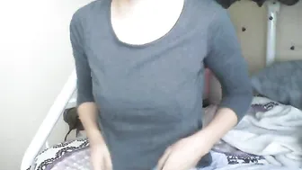 YaGirlDubs cute brunette girl masturbates passionately