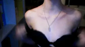 YaGirlDubs playing with her ass and pussy