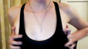 YaGirlDubs wonderful woman jerking pussy phallus