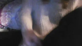 YaGirlDubs lustful skin jerks off shaved cunt