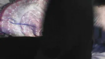 YaGirlDubs lustful skin jerks off shaved cunt