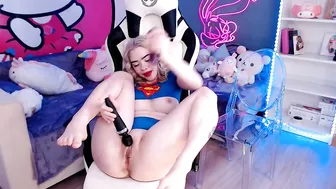 MiaMelon satisfied with sex toy