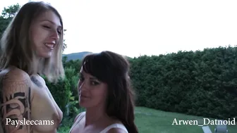 Arwen Datnoid having fun with a toy