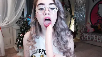 MiaMelon classed passion caresses shaved cunt