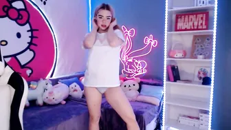 MiaMelon cute bitch caresses sex lips