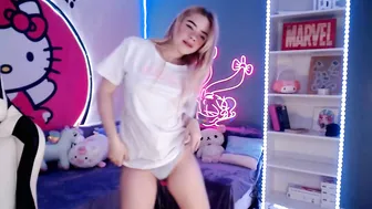 MiaMelon cute bitch caresses sex lips