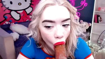 MiaMelon lustful skin jerks off shaved cunt