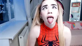 MiaMelon cheeky devil