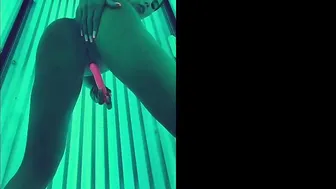 julianacandy dark haired babe fucks pussy