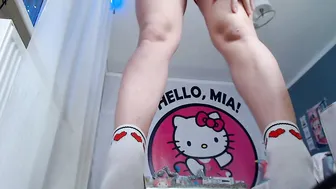 MiaMelon coquette shows shaved holes