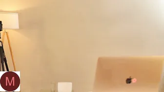 Kateelife gorgeous chick caresses shaved cunt