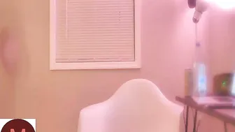 KATEELIFE hot beast jerking her shaved cunt