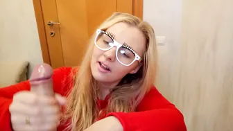 DeNata sweet lady caresses pussy