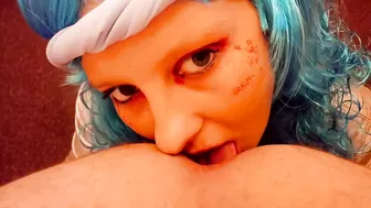 DeNata fingering her pussy