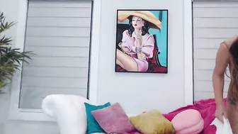 RussianXXtasy slim model